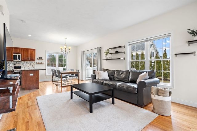 2 Northern Lights Way, Bellingham, MA 02019