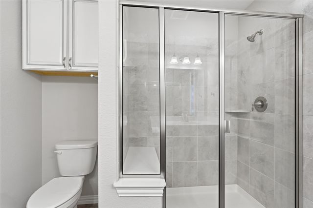 804 Freedom Lane, Little Elm, TX 76227