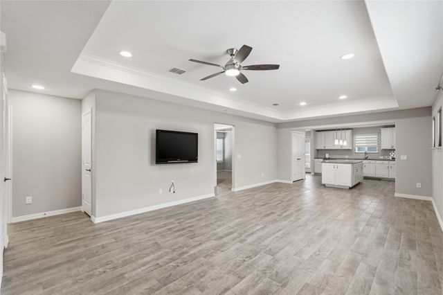 804 Freedom Lane, Little Elm, TX 76227