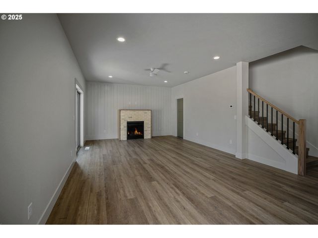 7532 Lennox Ln Ne, Keizer, OR 97303