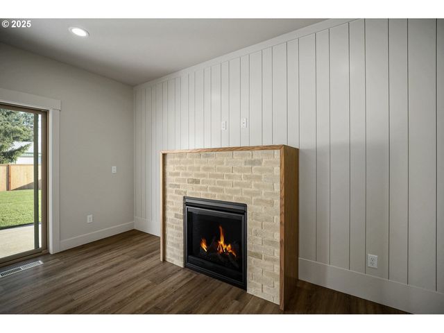 7532 Lennox Ln Ne, Keizer, OR 97303