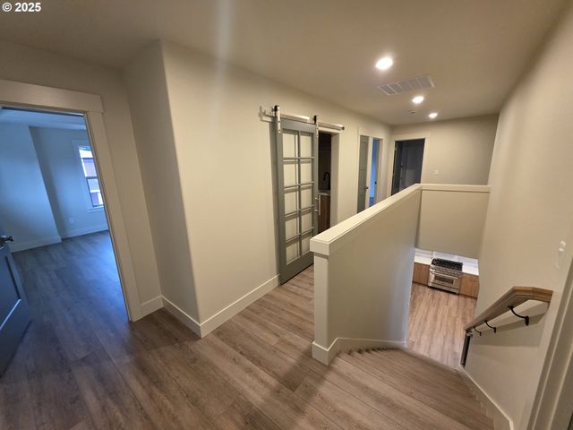 7532 Lennox Ln Ne, Keizer, OR 97303