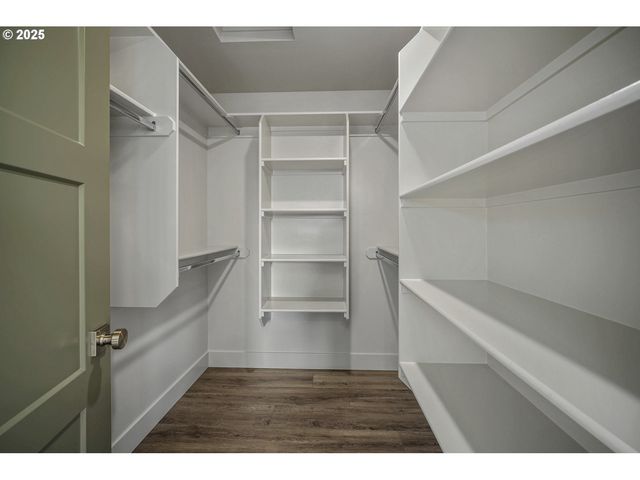 7532 Lennox Ln Ne, Keizer, OR 97303