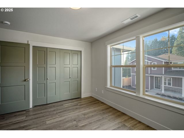 7532 Lennox Ln Ne, Keizer, OR 97303