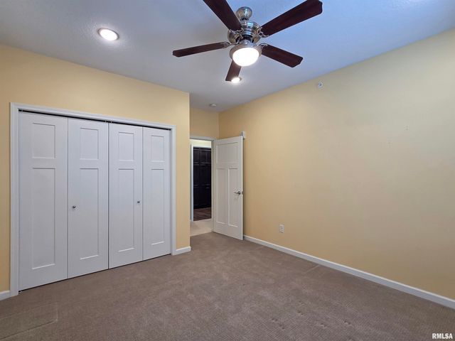 2592 MIDDLE Road, Bettendorf, IA 52722