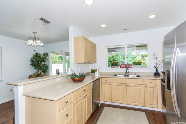 92-330 Palaulau Place 76, Kapolei, HI 96707