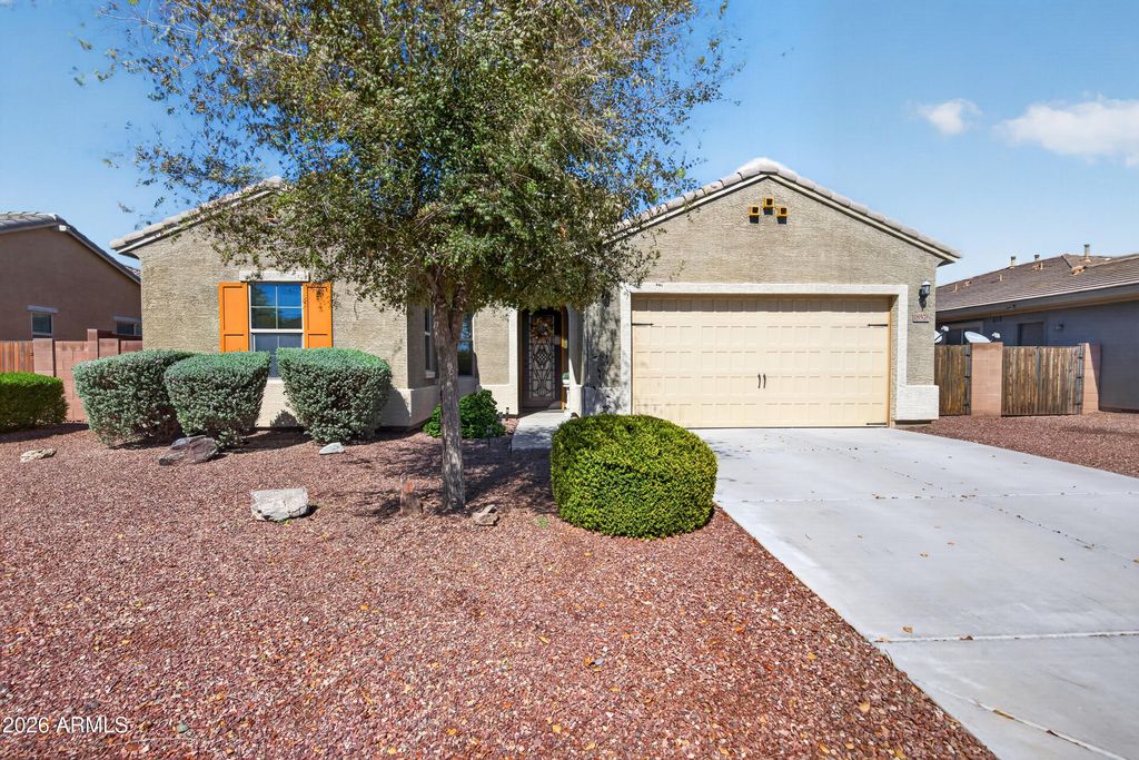 18576 W KENDALL Street, Goodyear, AZ 85338 — exterior
