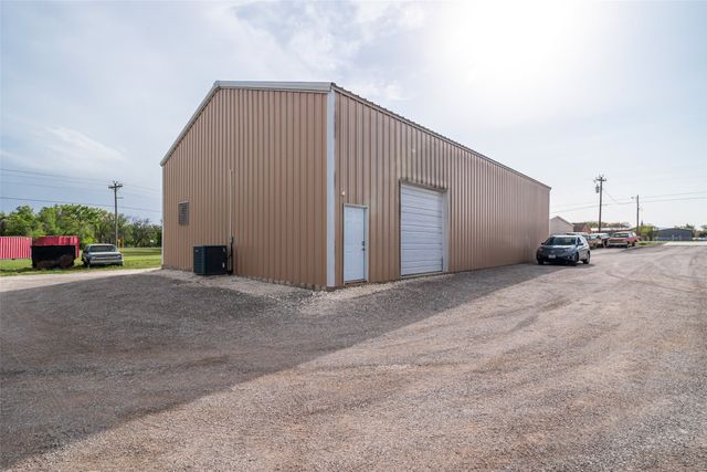 3231 Walnut Creek Parkway, Granbury, TX 76049