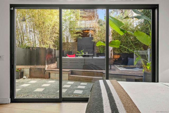 3784 8th Ave, San Diego, CA 92103