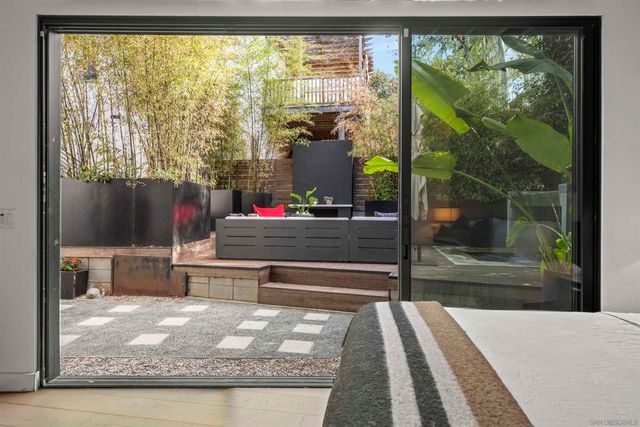3784 8th Ave, San Diego, CA 92103