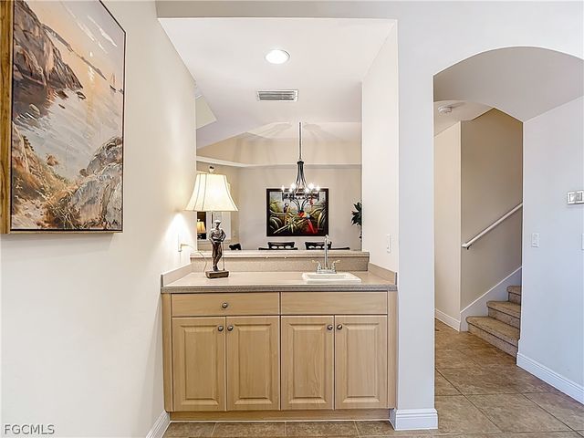 5710 Kensington LOOP, Fort Myers, FL 33912