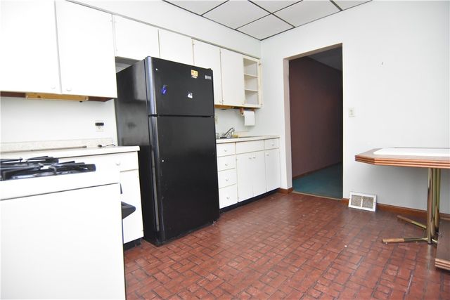 613 E 19th Ave, Munhall, PA 15120