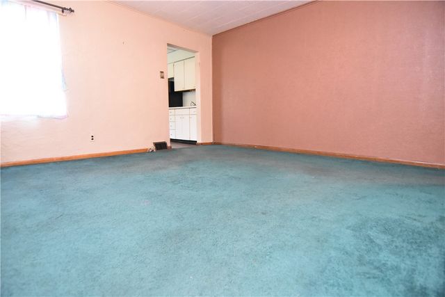 613 E 19th Ave, Munhall, PA 15120