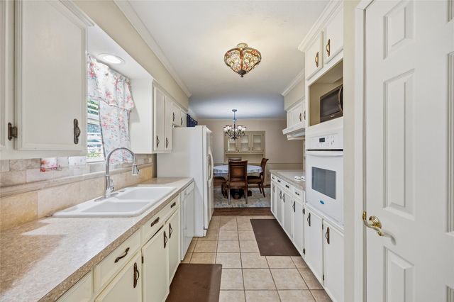 2433 Pinehurst Lane, Mesquite, TX 75150