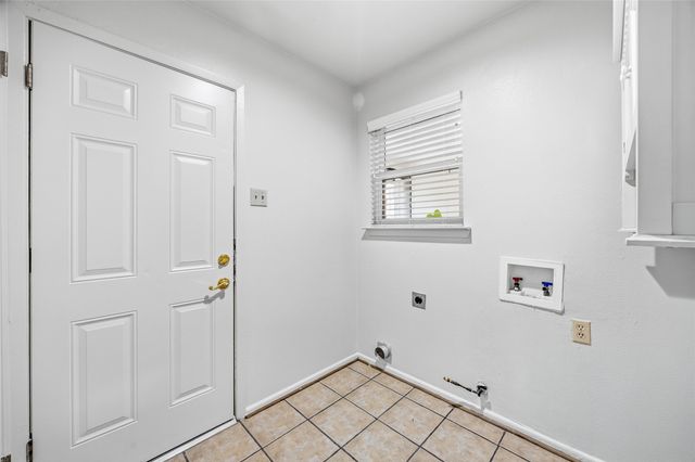 2433 Pinehurst Lane, Mesquite, TX 75150