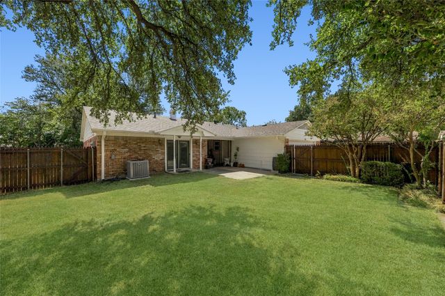2433 Pinehurst Lane, Mesquite, TX 75150