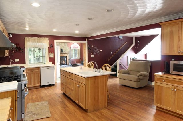 746 State Route 380, Washington Twp, PA 15668