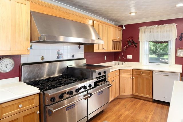 746 State Route 380, Washington Twp, PA 15668