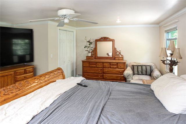 746 State Route 380, Washington Twp, PA 15668