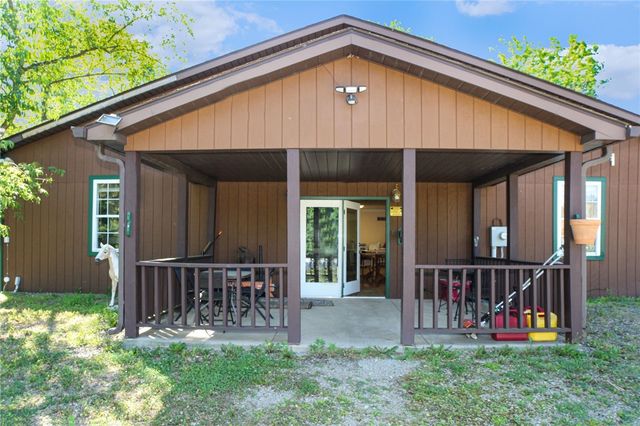 746 State Route 380, Washington Twp, PA 15668