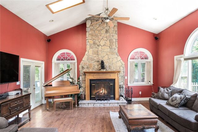 746 State Route 380, Washington Twp, PA 15668