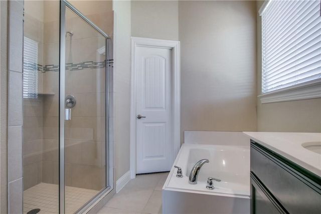 552 Winnetka Drive, Oak Point, TX 75068