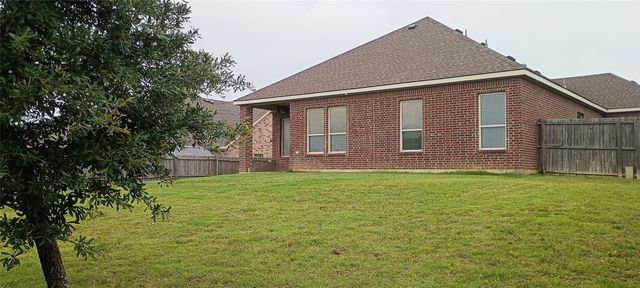 552 Winnetka Drive, Oak Point, TX 75068