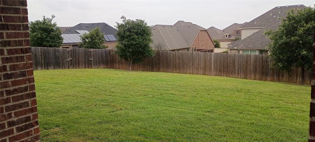 552 Winnetka Drive, Oak Point, TX 75068