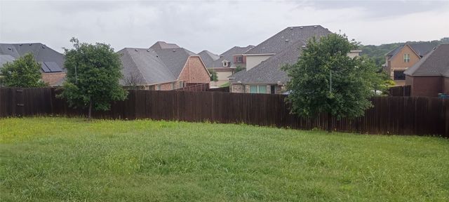 552 Winnetka Drive, Oak Point, TX 75068