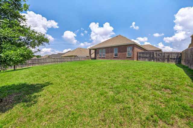 552 Winnetka Drive, Oak Point, TX 75068