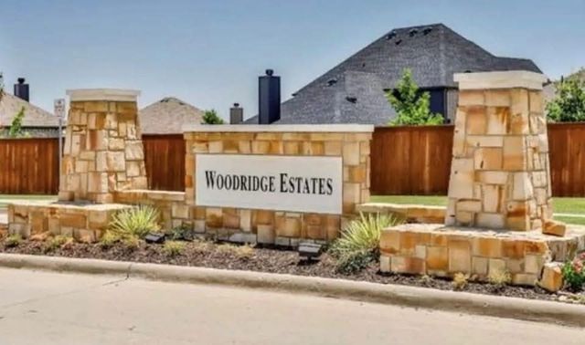 552 Winnetka Drive, Oak Point, TX 75068