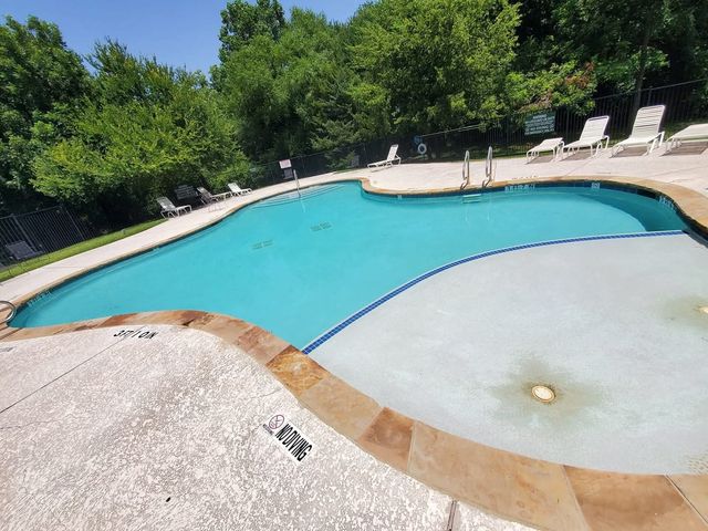 552 Winnetka Drive, Oak Point, TX 75068