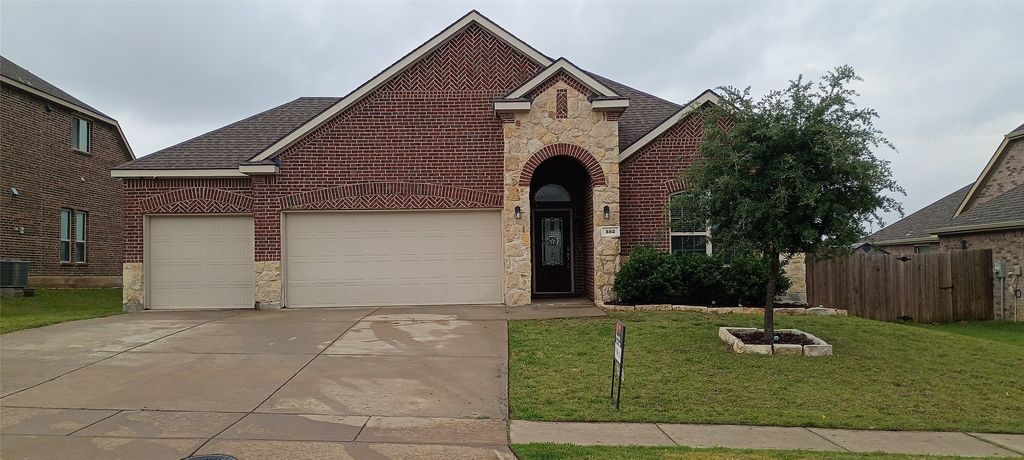 552 Winnetka Drive, Oak Point, TX 75068