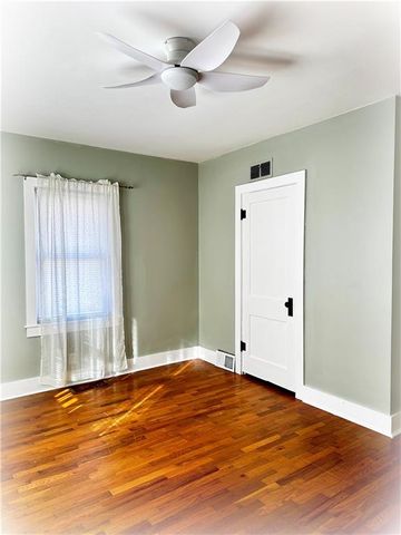 1438 Columbia Avenue, Leavenworth, KS 66048