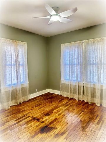 1438 Columbia Avenue, Leavenworth, KS 66048