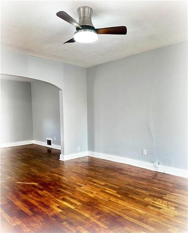 1438 Columbia Avenue, Leavenworth, KS 66048