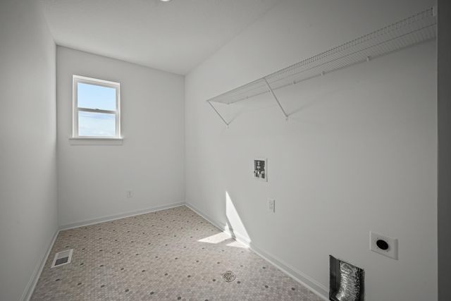 3067 Trinity Dr, Shakopee, MN 55379