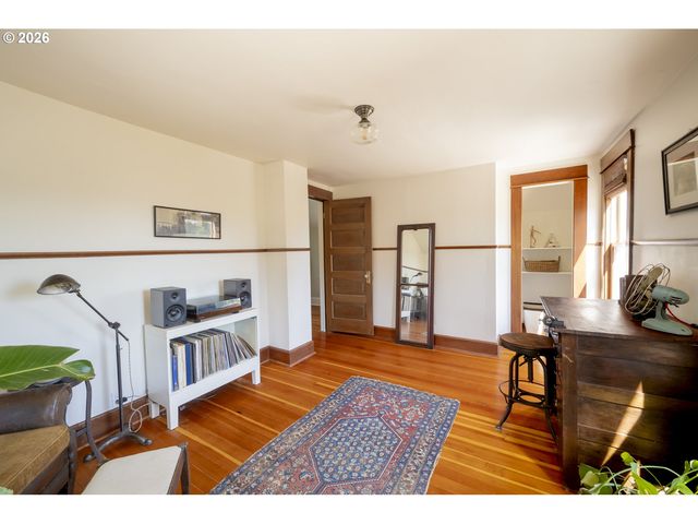 12300 Se MT SCOTT Blvd, Happy Valley, OR 97086