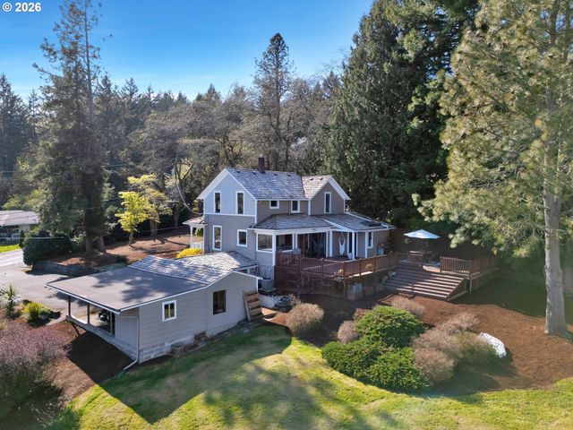 12300 Se MT SCOTT Blvd, Happy Valley, OR 97086