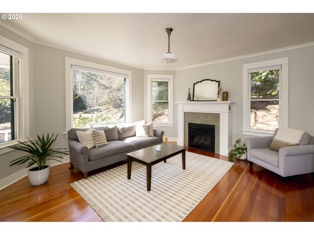 12300 Se MT SCOTT Blvd, Happy Valley, OR 97086