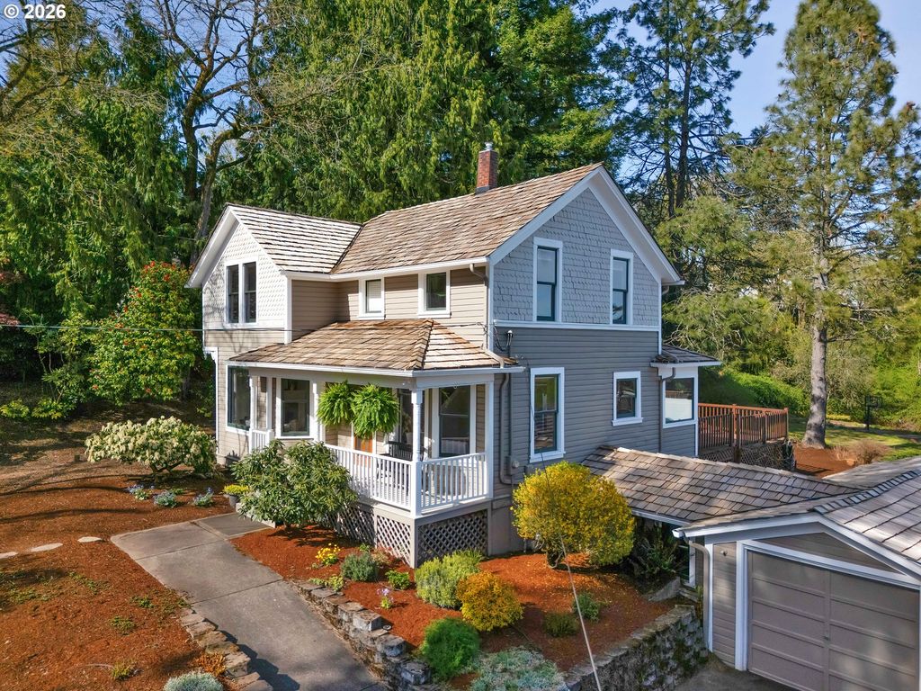 12300 Se MT SCOTT Blvd, Happy Valley, OR 97086