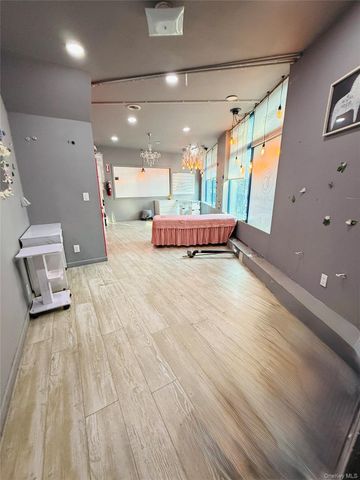 3705 Prince Street 2B, Flushing, NY 11354