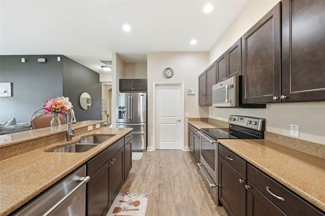 5011 BELTED KINGFISHER DRIVE, Oxford, FL 34484