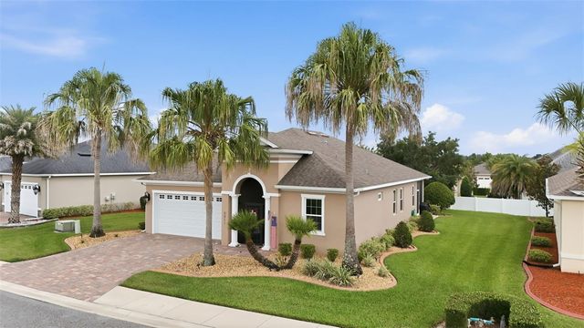 5011 BELTED KINGFISHER DRIVE, Oxford, FL 34484