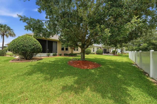 5011 BELTED KINGFISHER DRIVE, Oxford, FL 34484