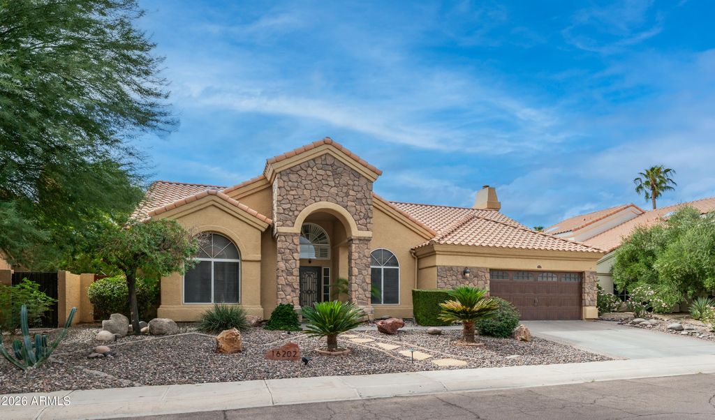 16202 S 33RD Place, Phoenix, AZ 85048 — photo 2