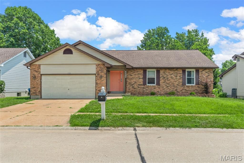 6206 Stratford Glen Court, Unincorporated, MO 63129