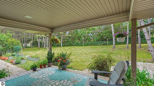 2107 W Kelly Drive, Mt Pleasant, MI 48858
