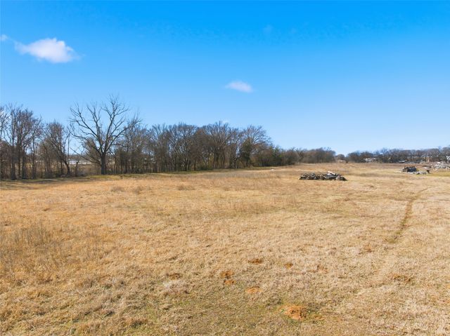 2801 Old Marlin Road, Waco, TX 76705