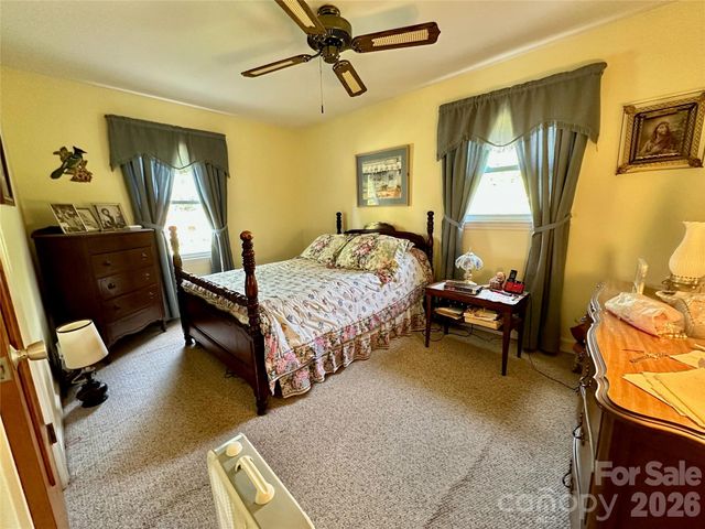 7200 Woodstock Drive, Charlotte, NC 28210